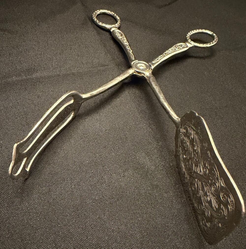 Vintage Silver Plated Scissor Serving Tongs Ornate Pastry Cake Salad Server MCM